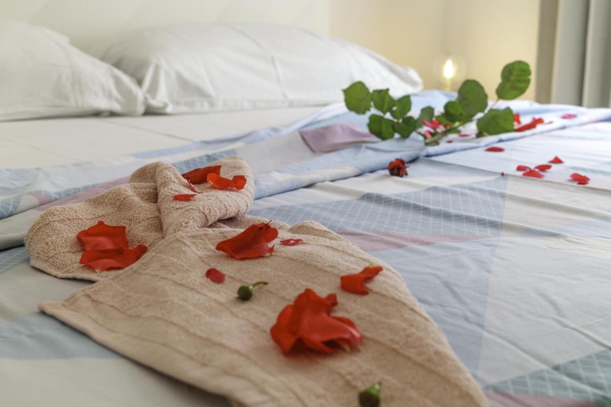 Charming House On The Beach And Deluxe Apartment Pula Habitación foto