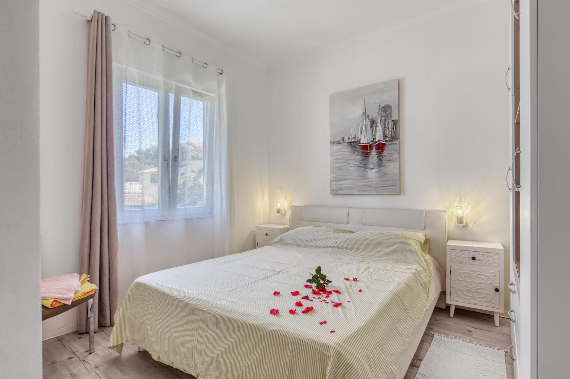 Charming House On The Beach And Deluxe Apartment Pula Habitación foto