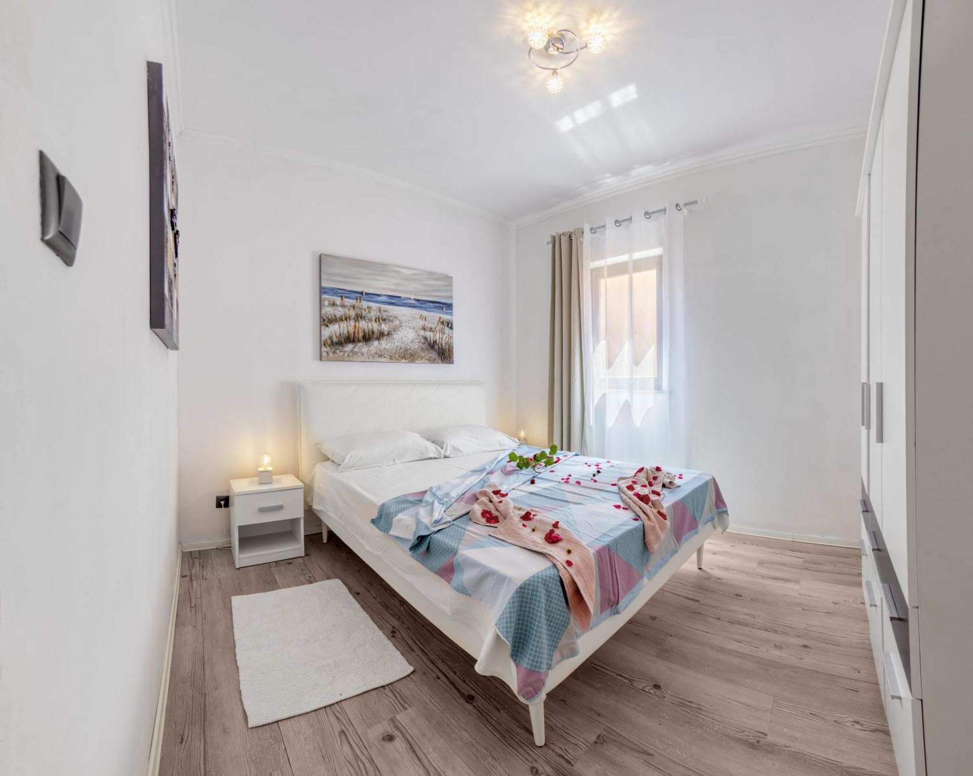 Charming House On The Beach And Deluxe Apartment Pula Habitación foto